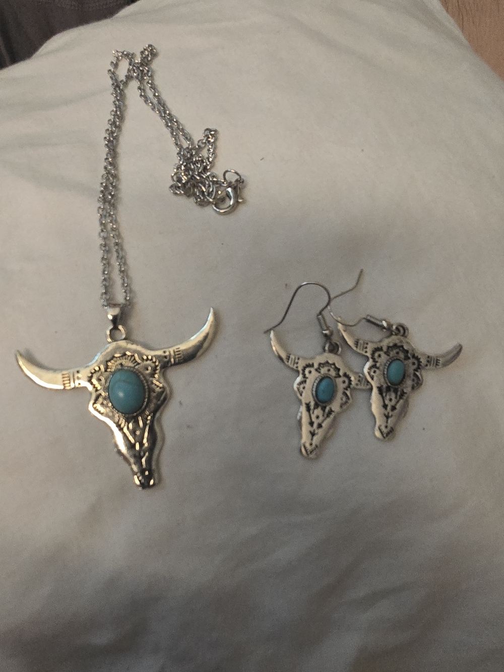 Turquoise Stone Bull Skull Necklace and Earrings Set - Women Jewelry